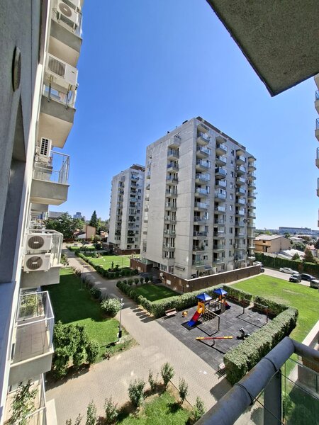 Obor x Colentina x Rose Garden, 10 min. metroul Obor.